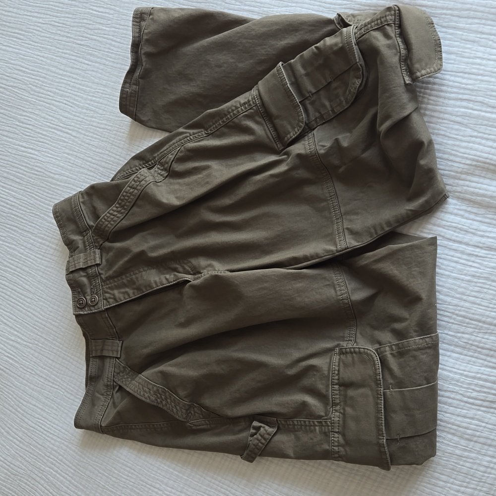 A&F Relaxed Cargo Pants